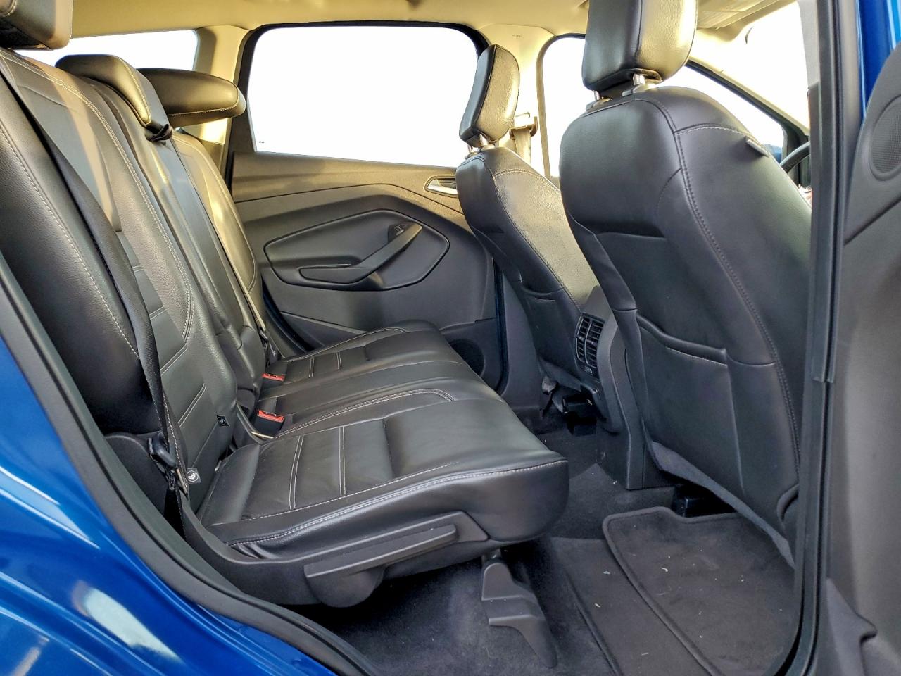 Ford Escape Titanium Image 9