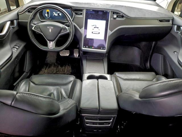 Tesla Model X Image 9