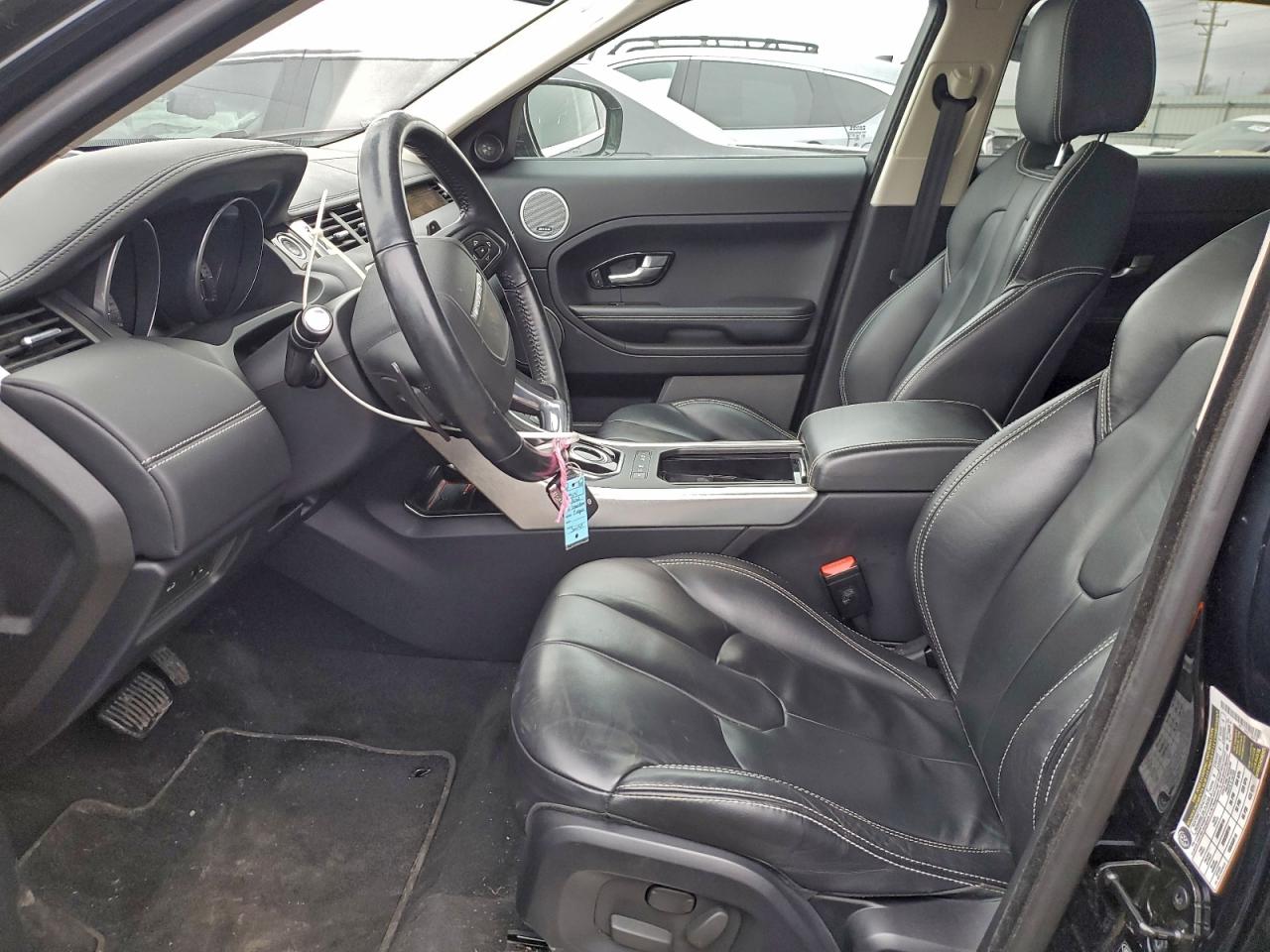 Land Rover Range Rover Prestige Premium Image 9