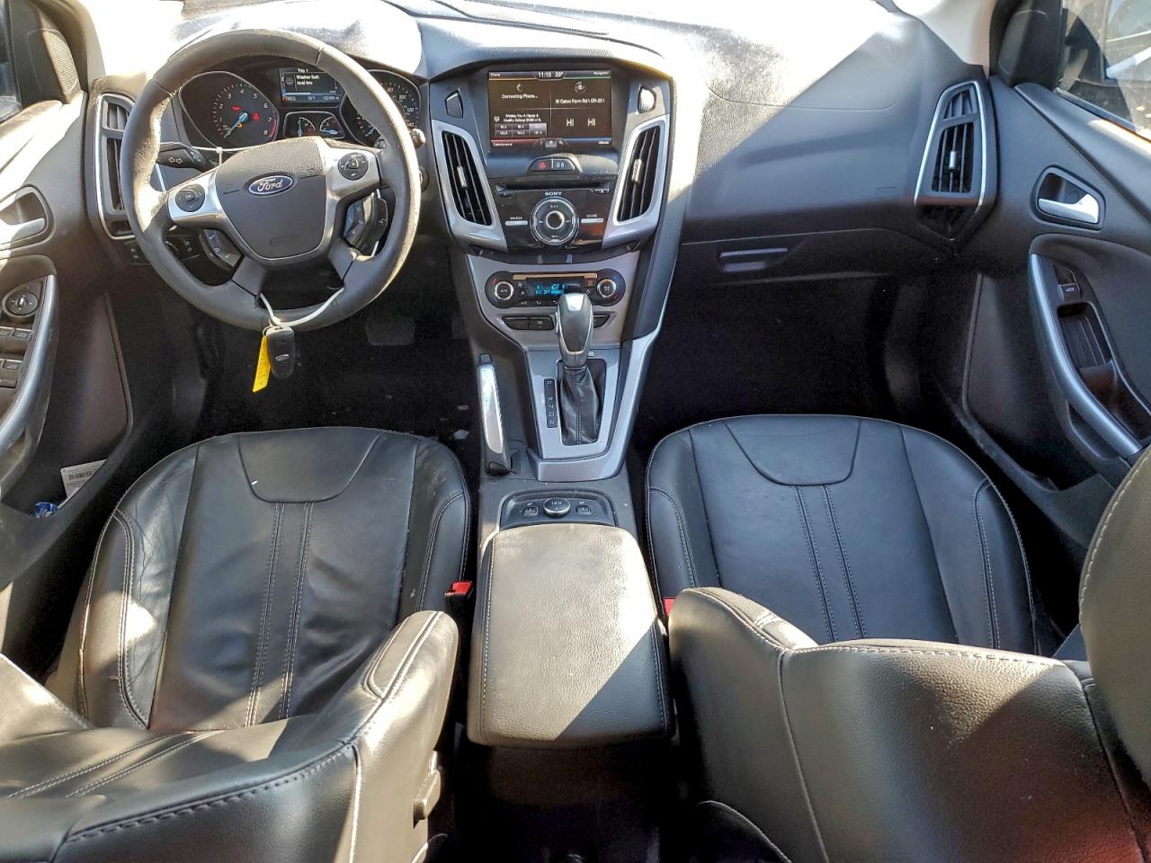 Ford Focus Titanium Image 11