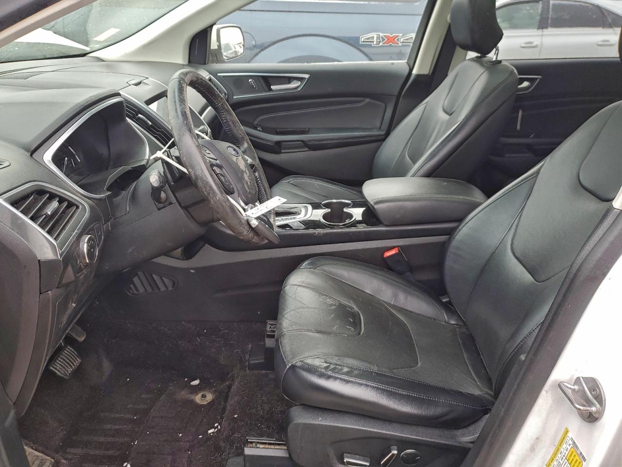 Ford Edge Titanium Image 5