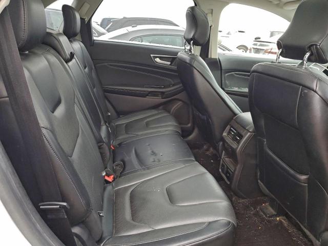 Ford Edge Titanium Image 8