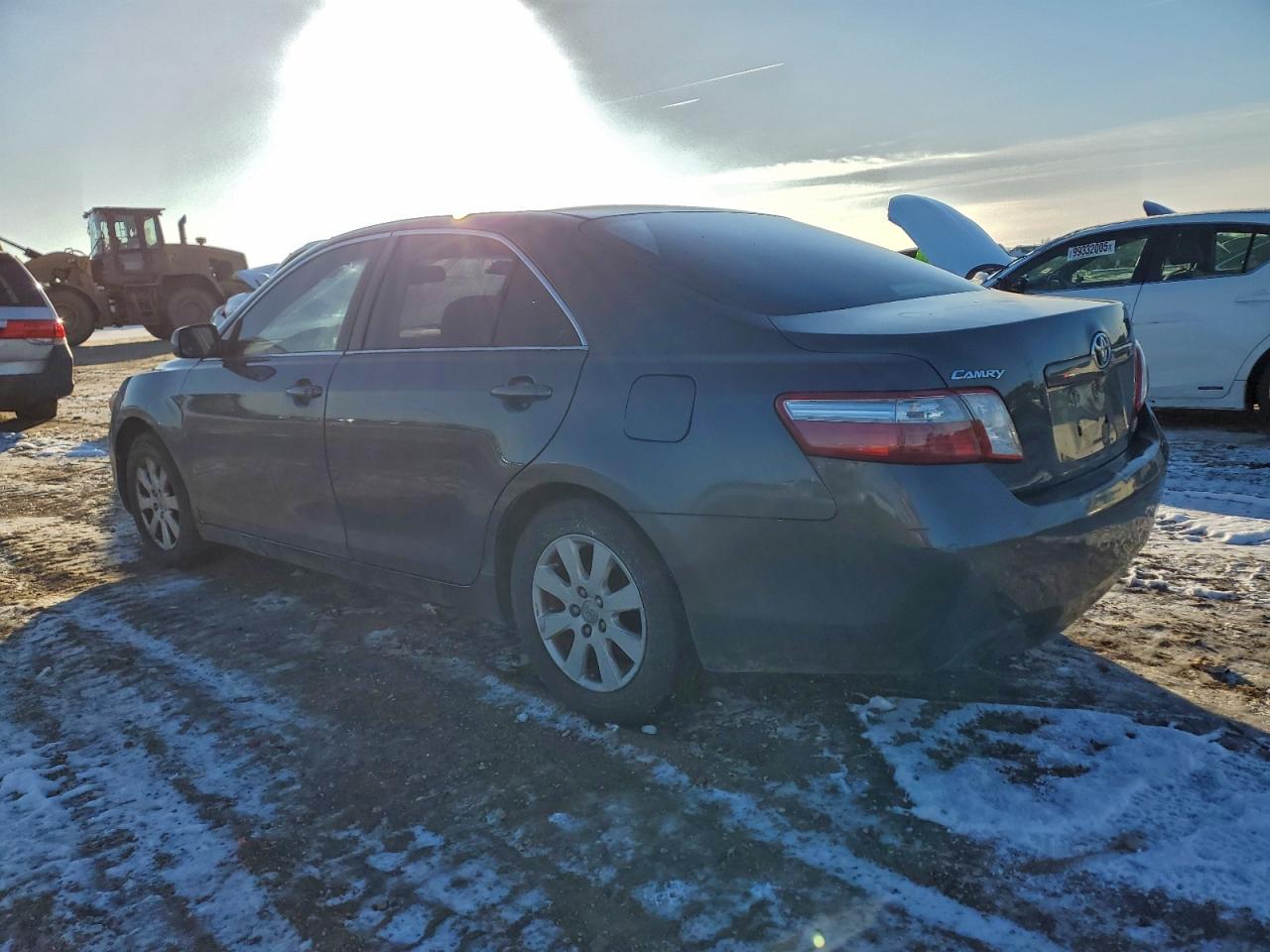 Toyota Camry Hybrid Image 5