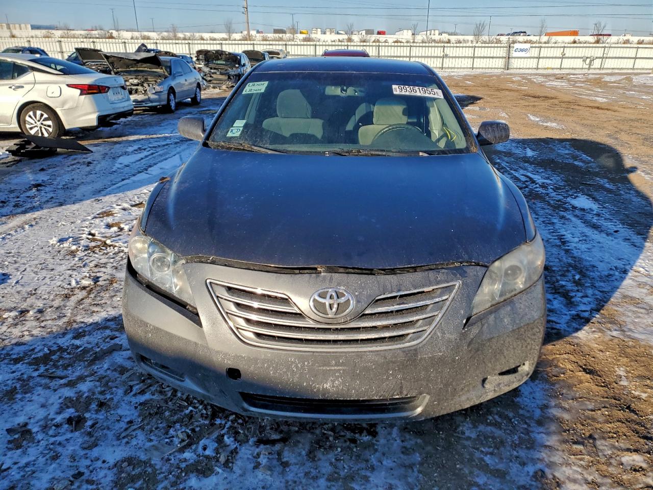 Toyota Camry Hybrid Image 2