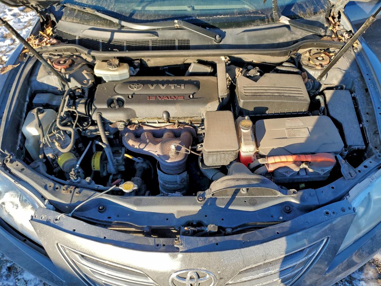 Toyota Camry Hybrid Image 10