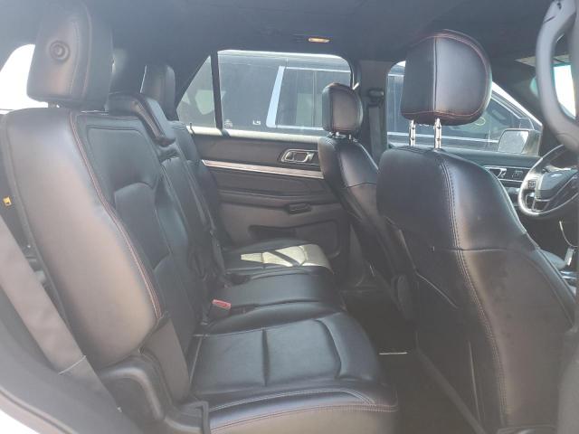 Ford Explorer Sport Image 3