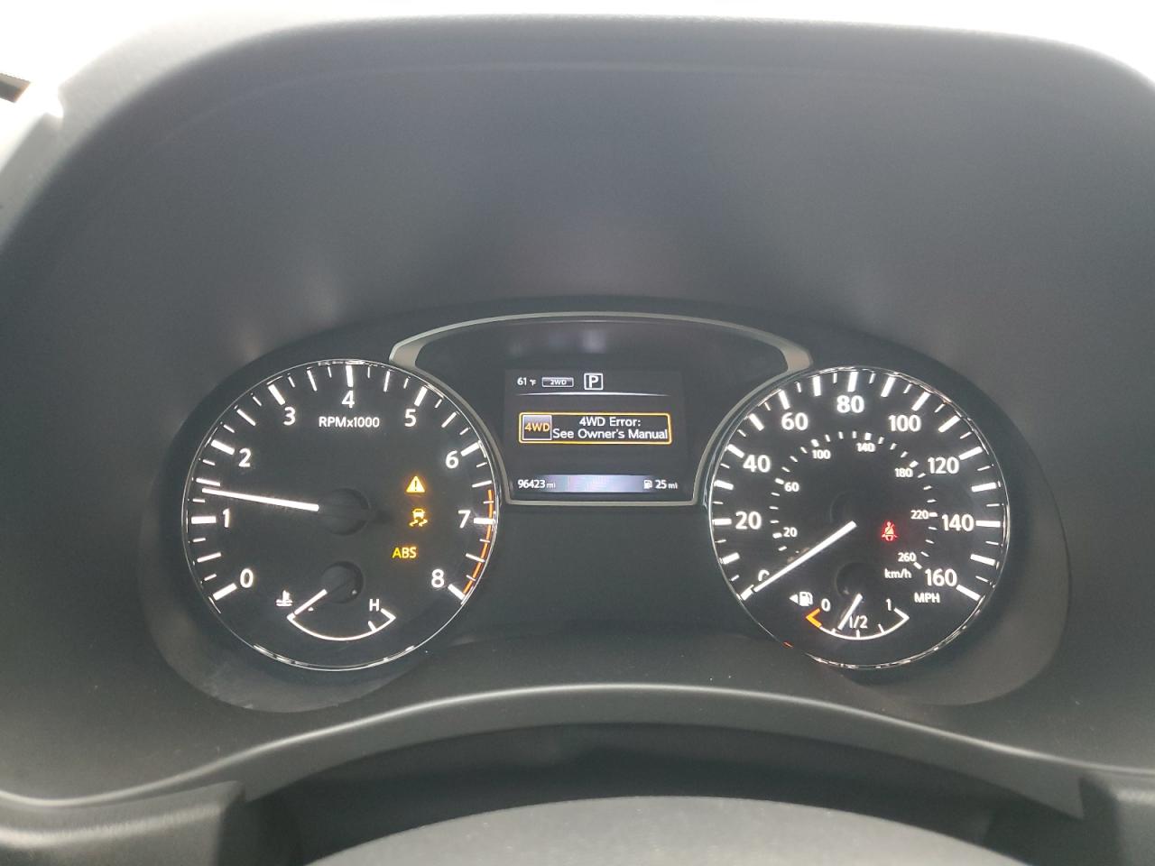 Nissan Pathfinder S Image 6