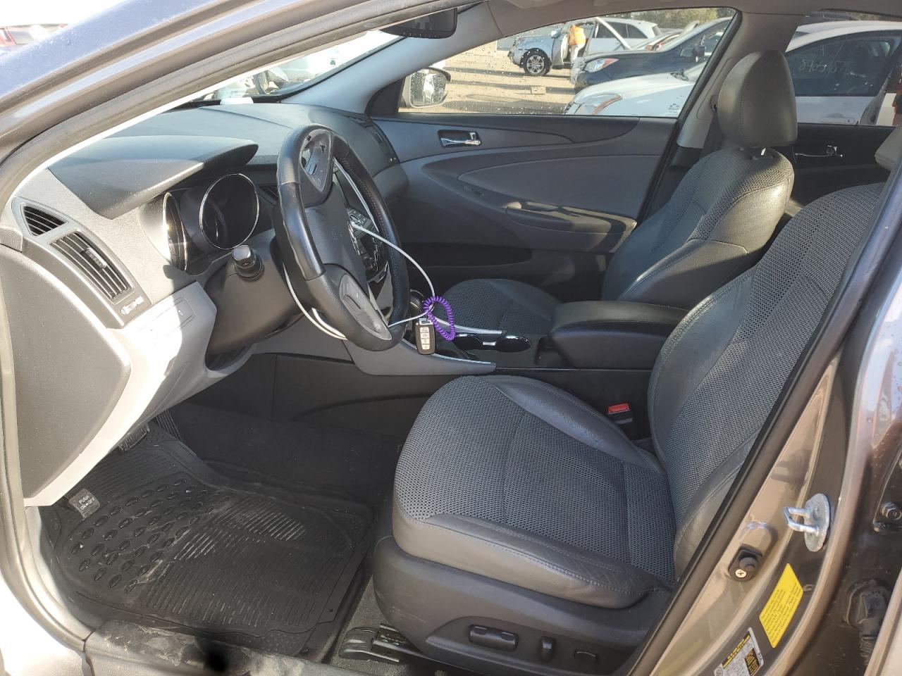 Hyundai SONATA Se Image 9