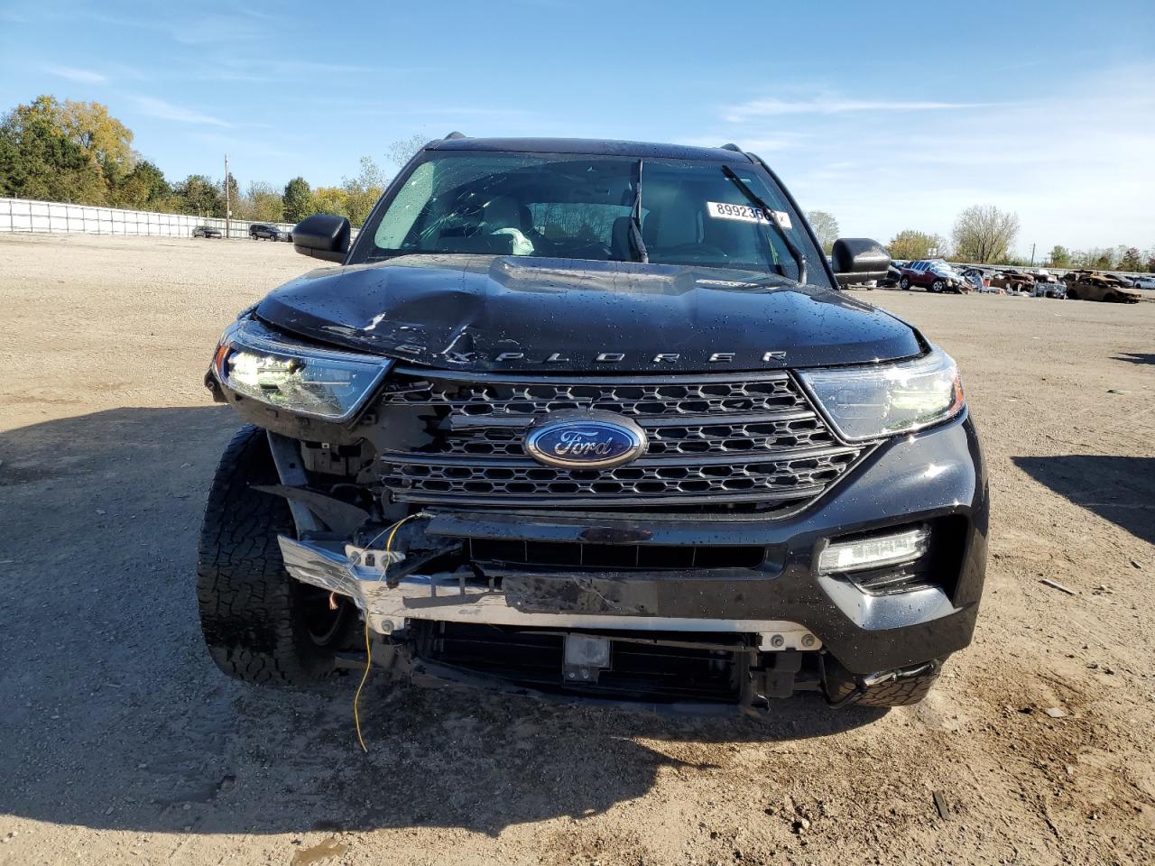 Ford Explorer Xlt Image 5