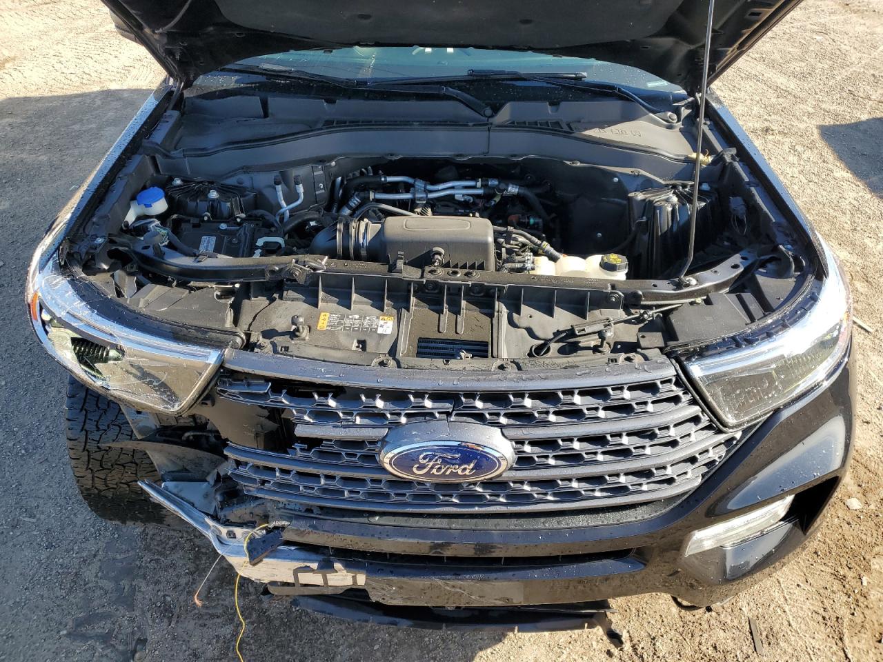 Ford Explorer Xlt Image 11