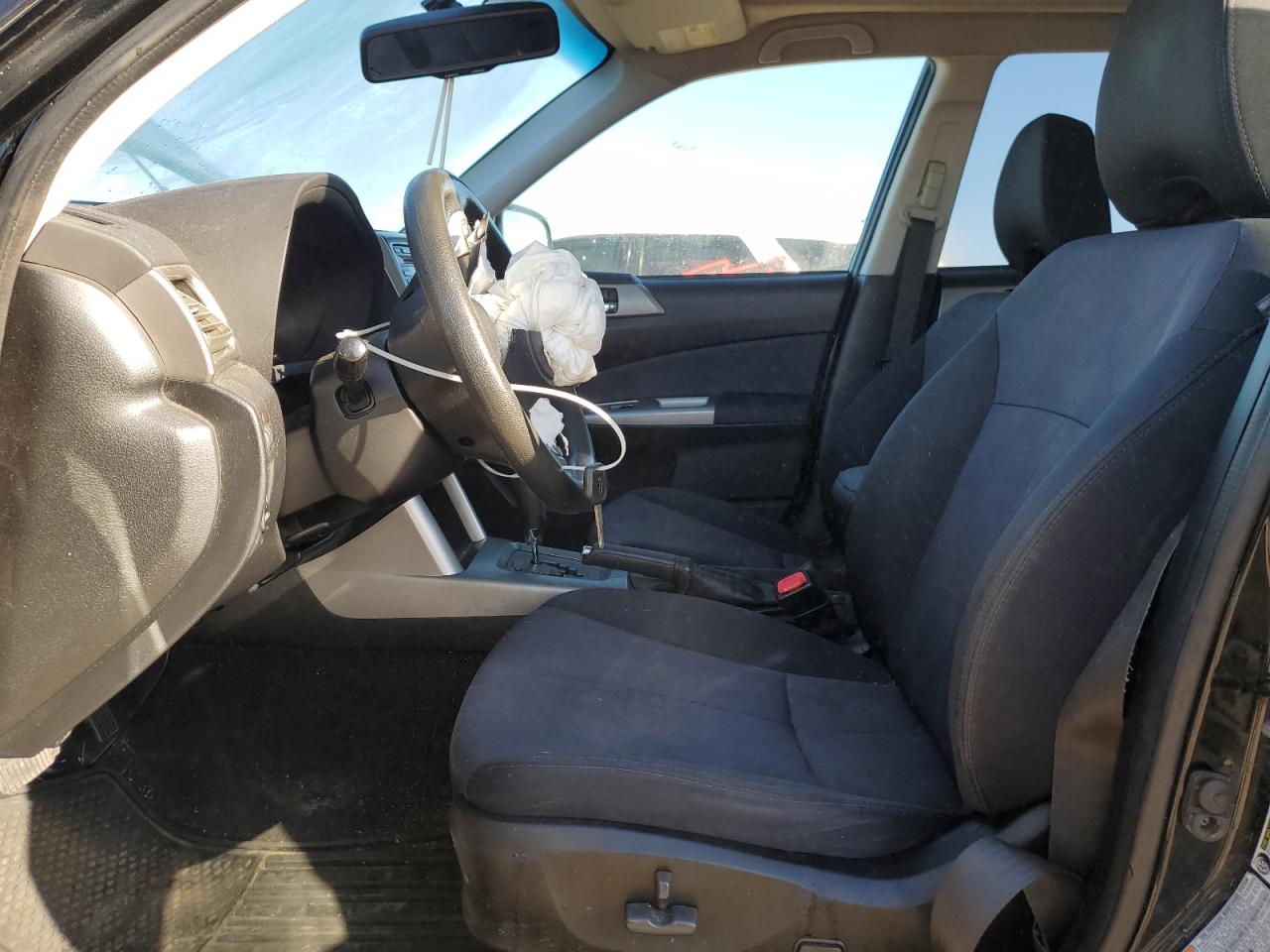 Subaru Forester 2.5x Premium Image 11