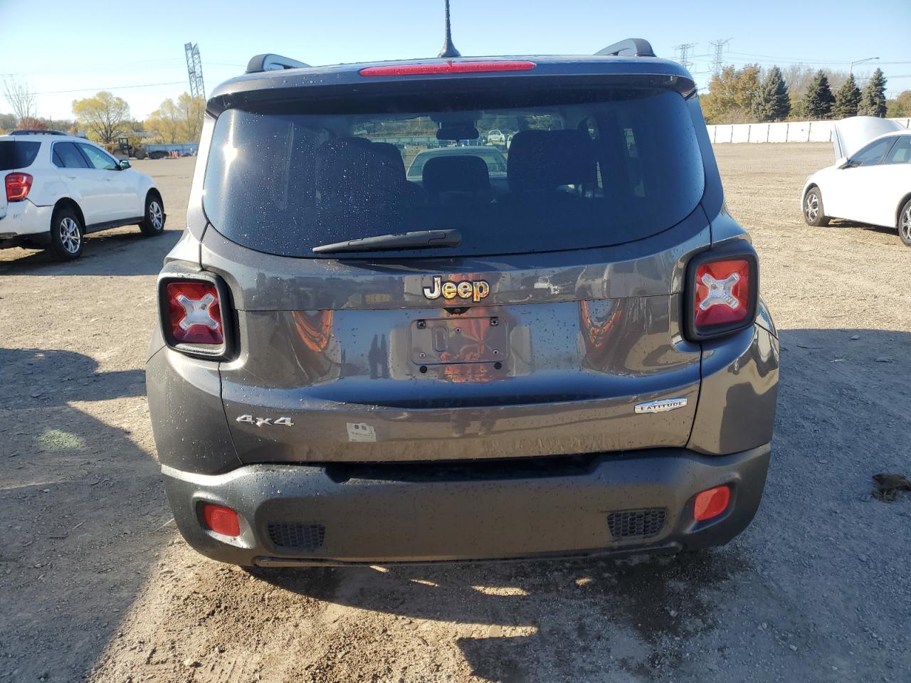 Jeep Renegade Latitude Image 6
