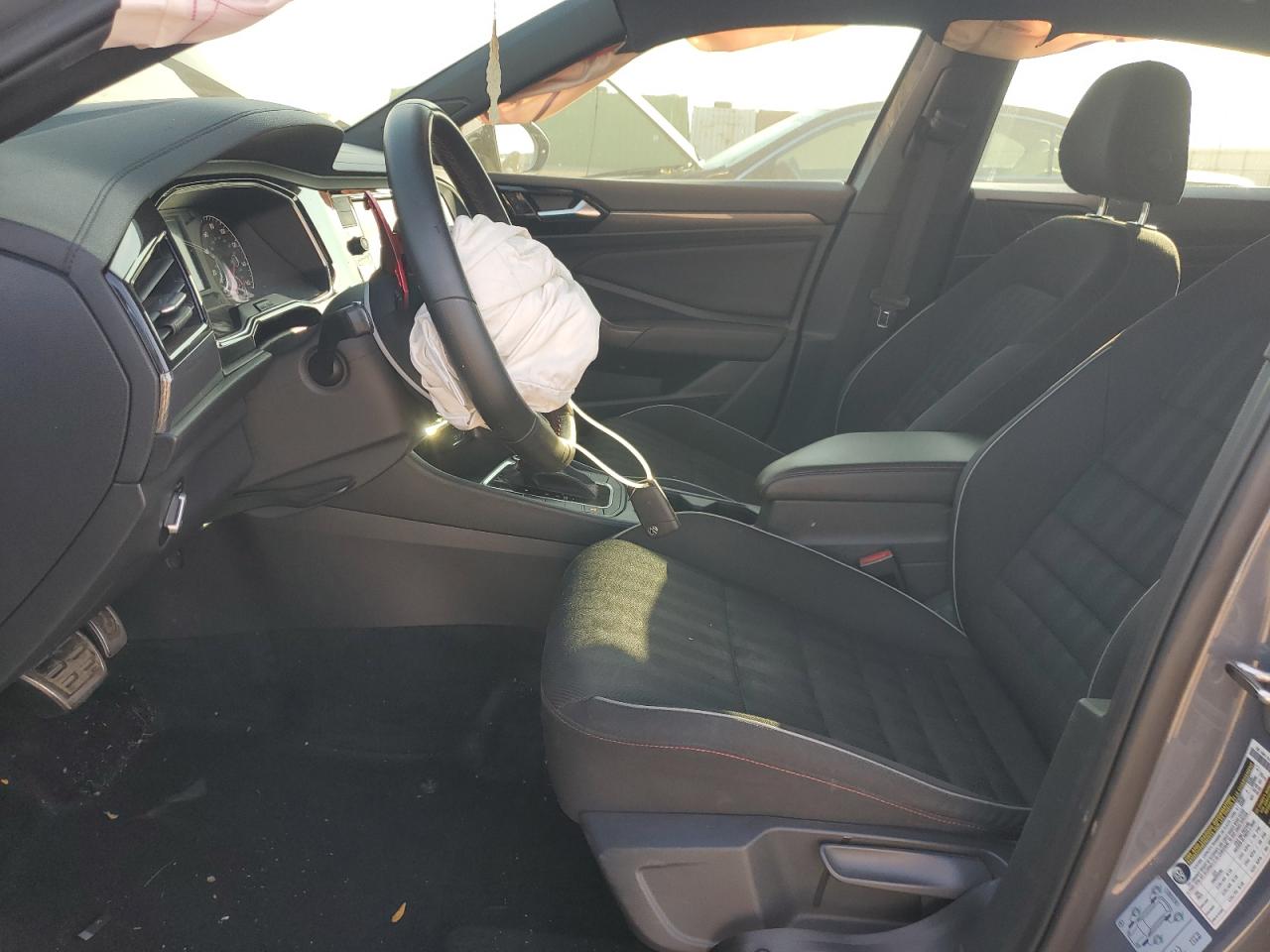 Volkswagen Jetta Gli Image 8