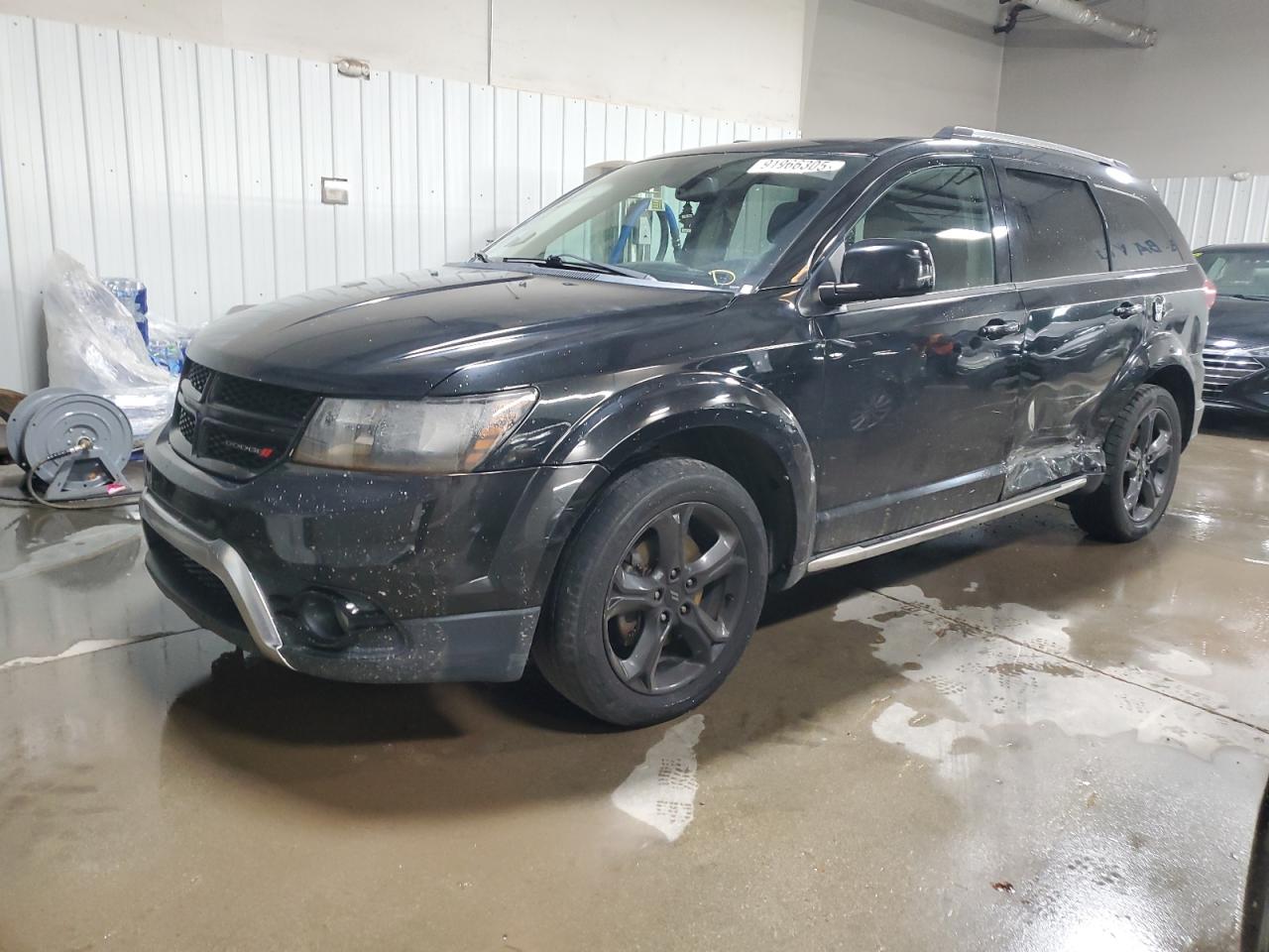 Dodge Journey Crossroad Image 1