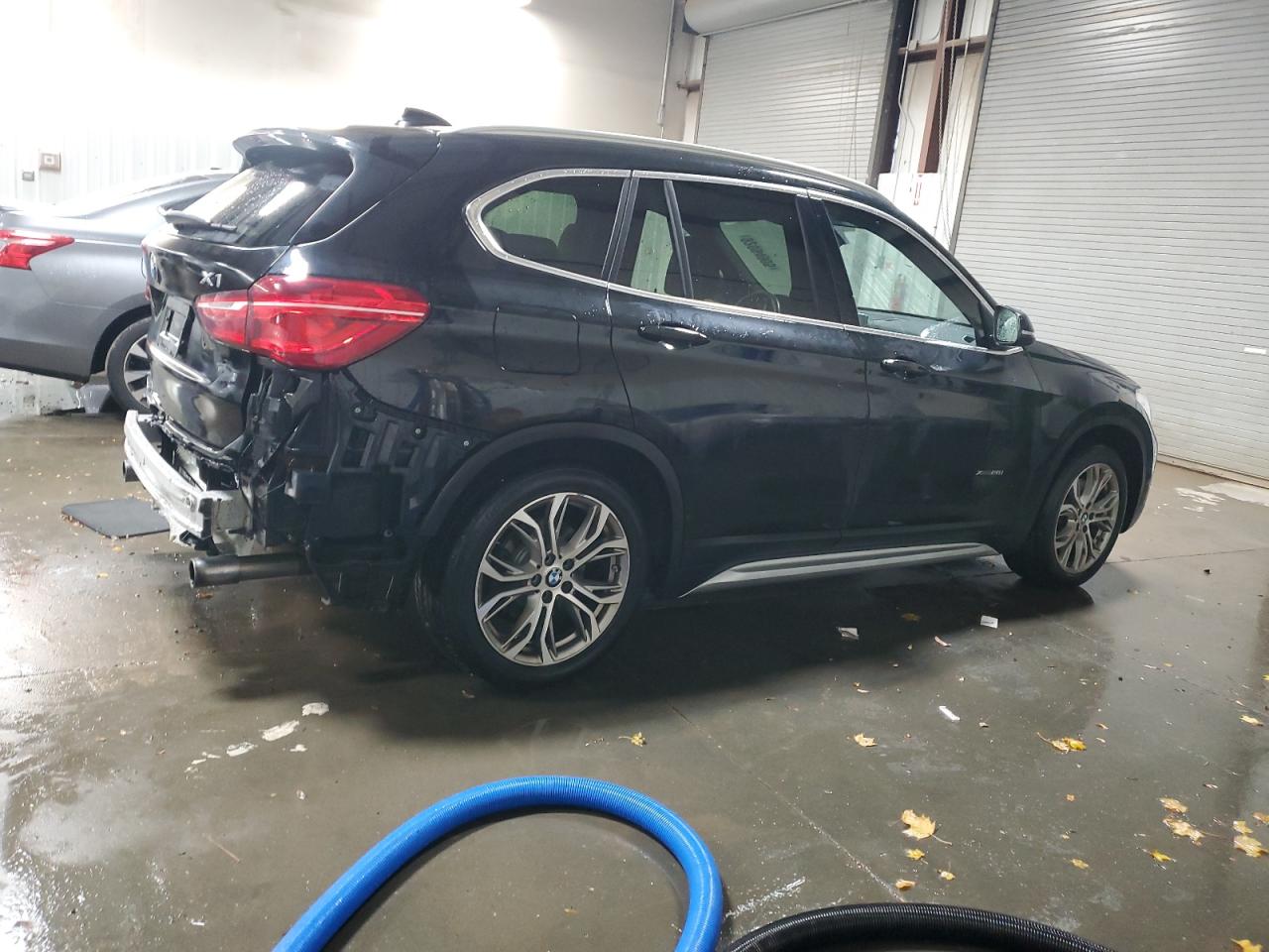 BMW X Series Xdrive28i Image 6