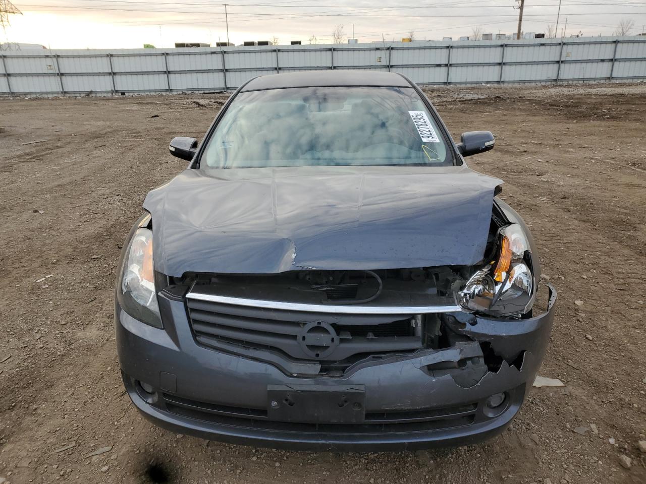 Nissan Altima 3.5se Image 2