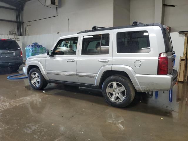 Jeep Commander Sport Image 2
