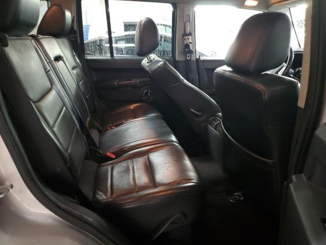 Jeep Commander Sport Image 9