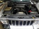 Jeep Commander Sport Image 10