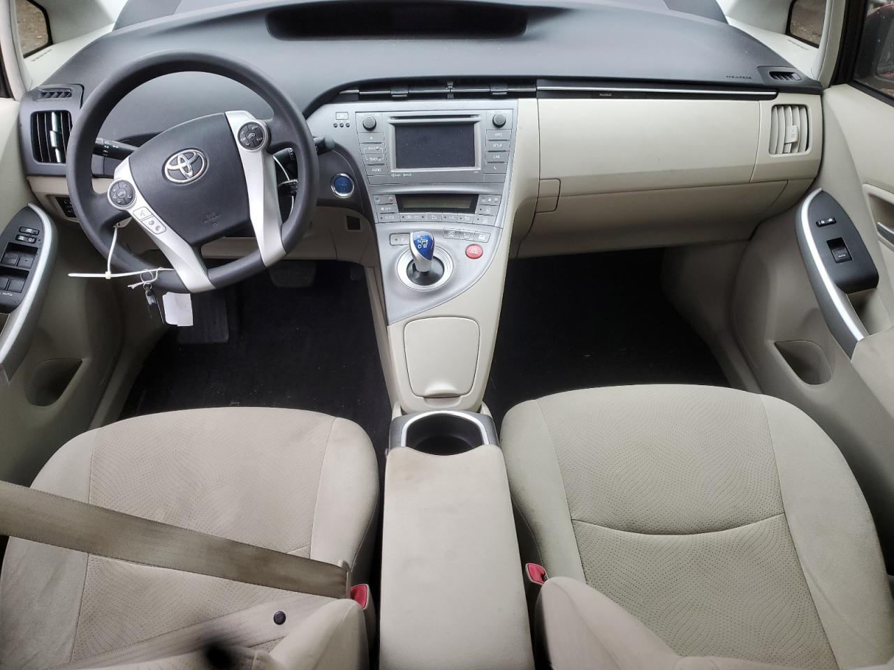 Toyota Prius Image 2