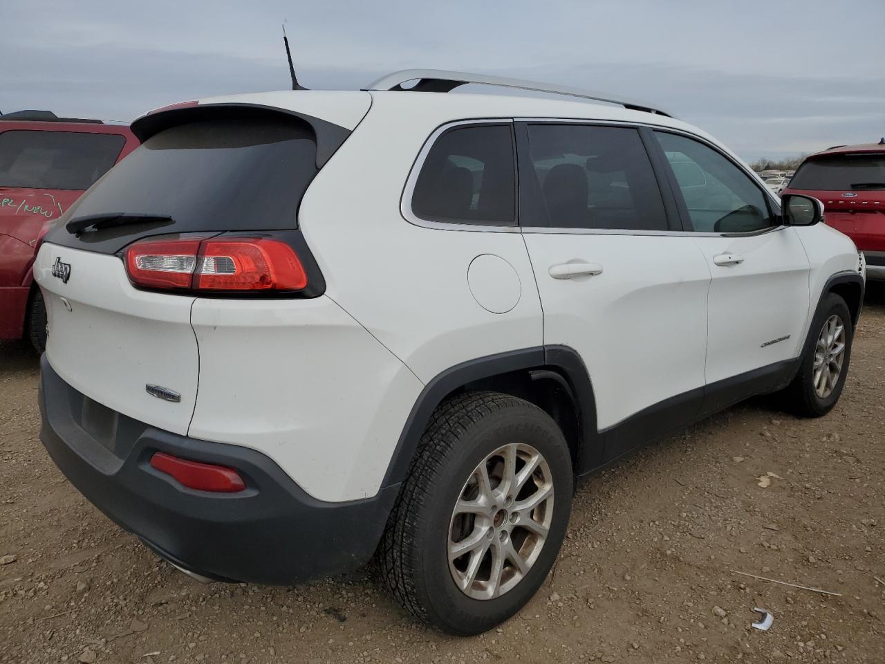 Jeep Grand Cherokee Latitude Image 3