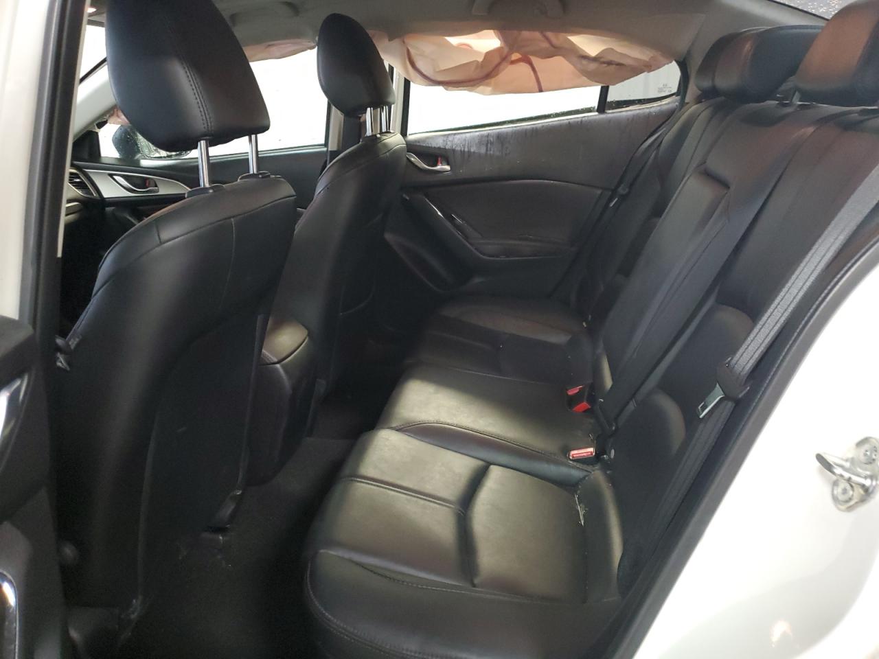 Mazda 3 Touring Image 6