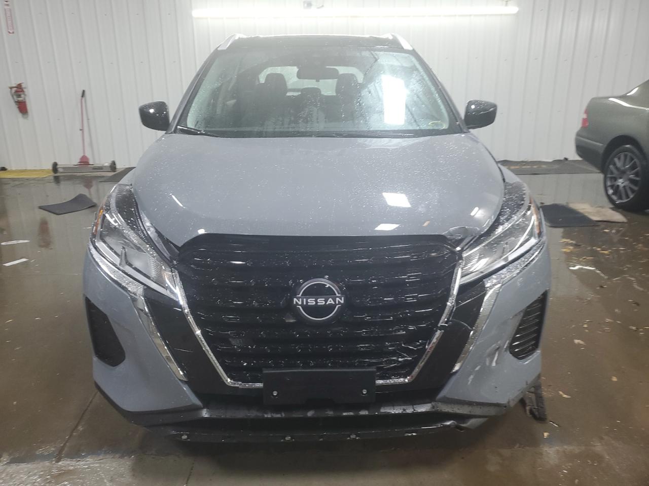 Nissan Kicks Sv Image 4