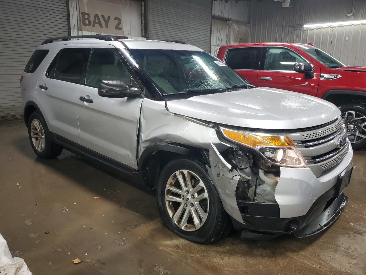 Ford Explorer Image 6