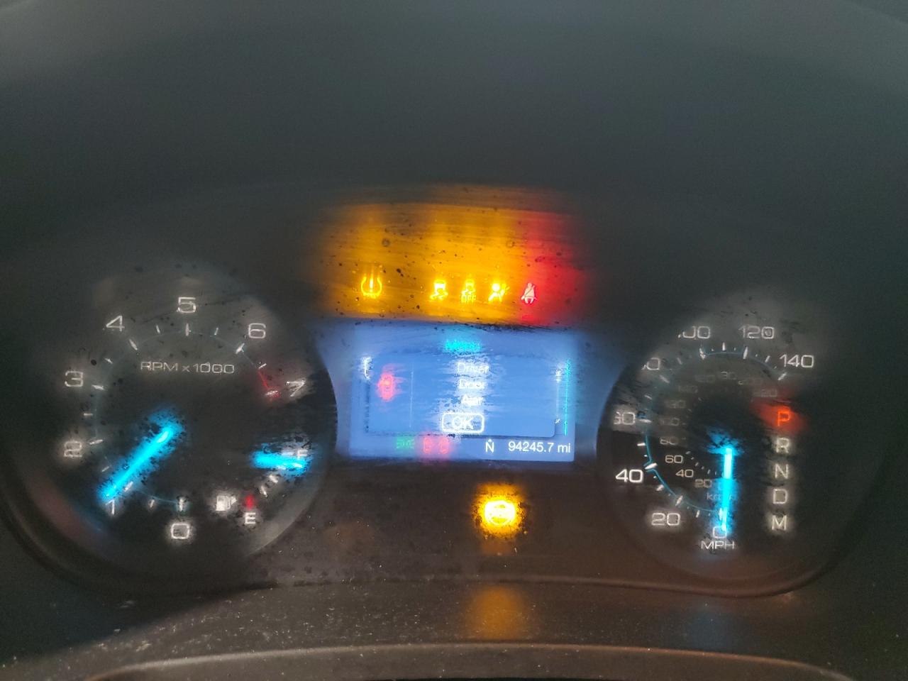 Ford Explorer Image 9