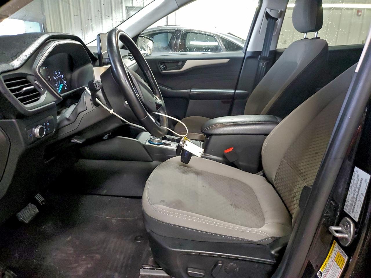 Ford Escape Se Image 8