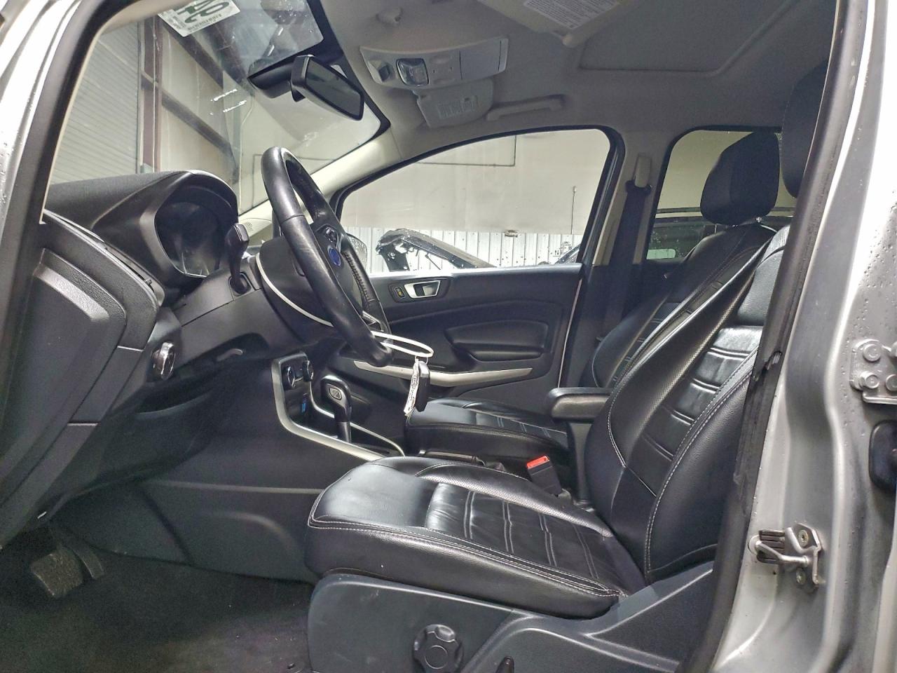 Ford EcoSport Titanium Image 6