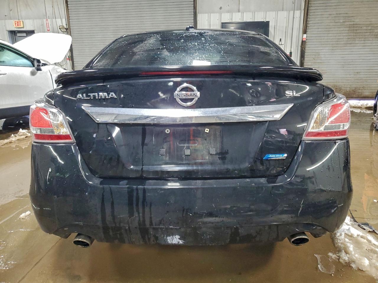 Nissan Altima 2.5 Image 9