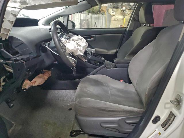 Toyota Prius Image 10