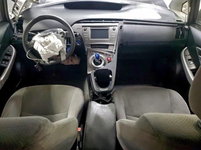 Toyota Prius Image 11