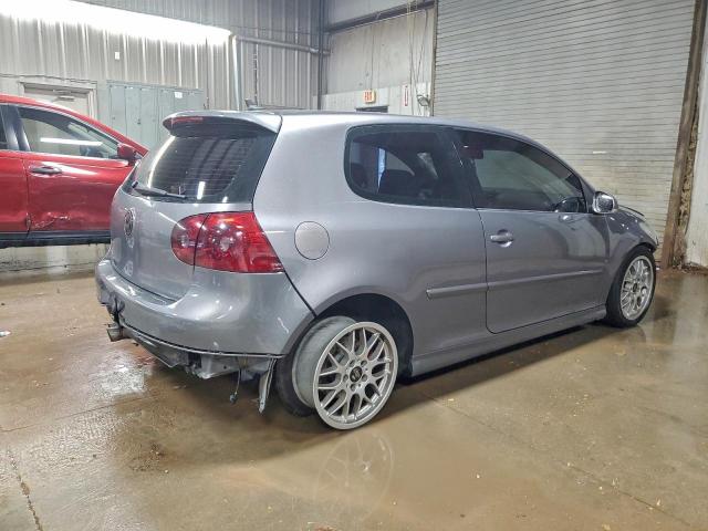 Volkswagen GTI Image 4