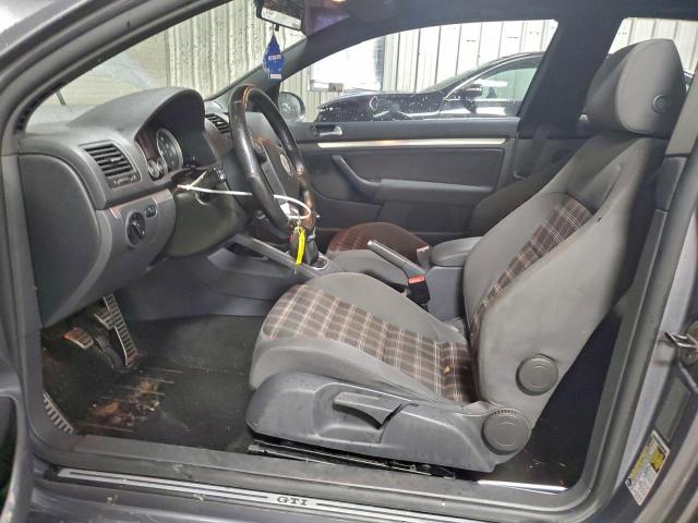 Volkswagen GTI Image 6