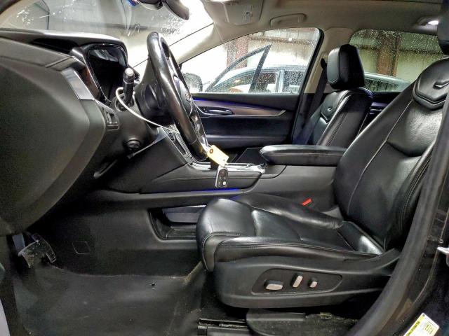 Cadillac XT5 Premium Luxury Image 11