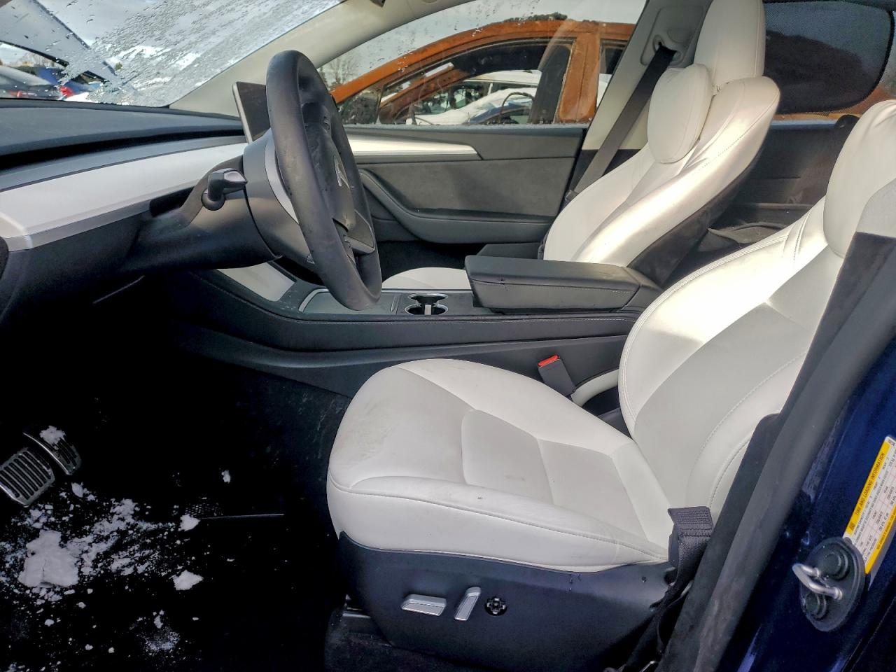 Tesla Model Y Image 3