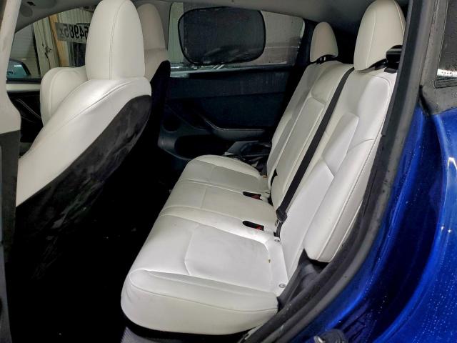 Tesla Model Y Image 11