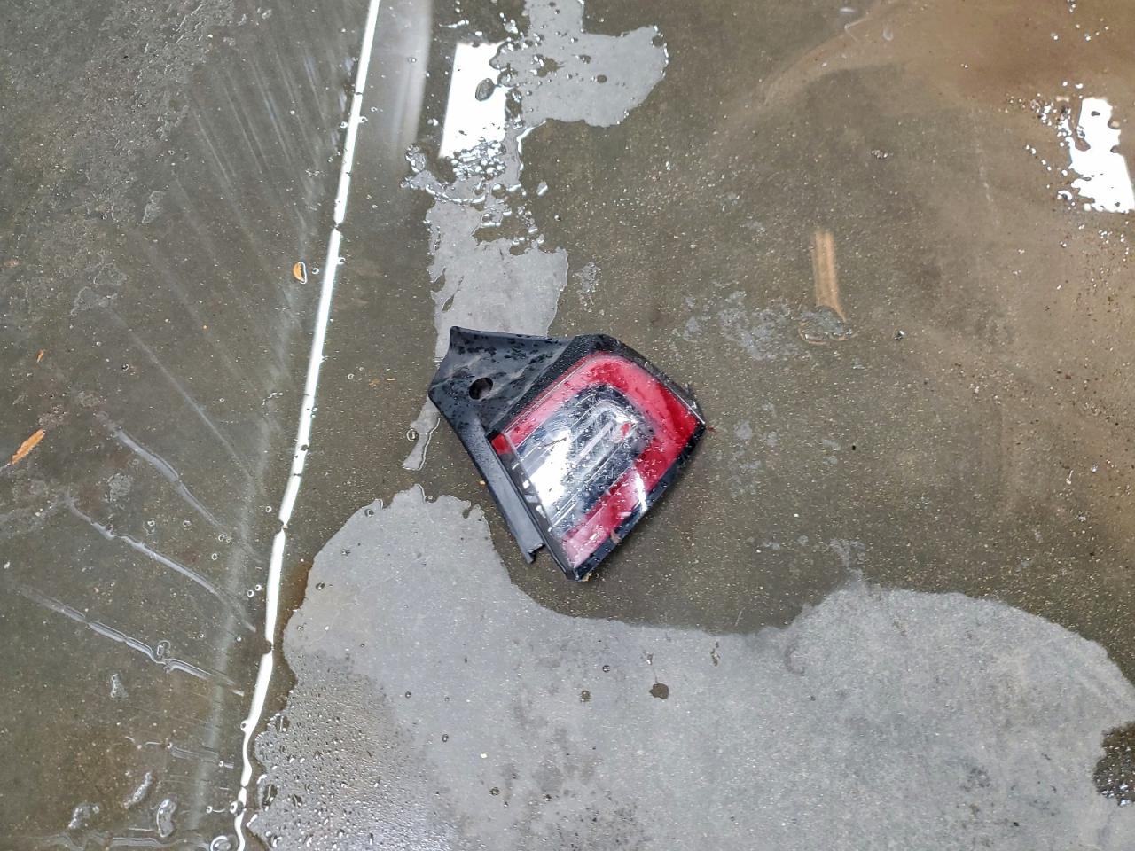 Tesla Model Y Image 13