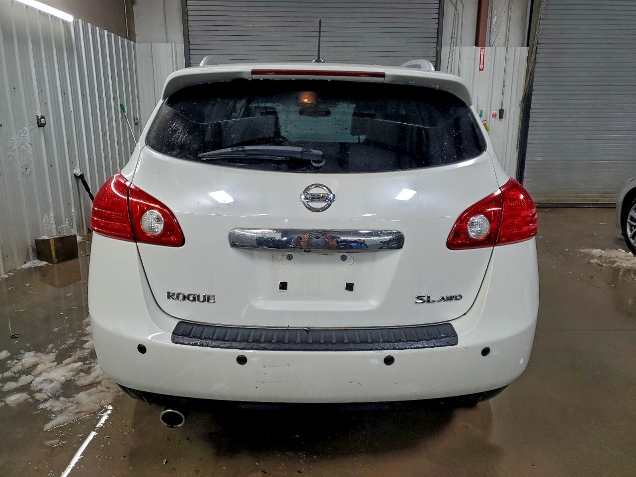 Nissan Rogue S Image 5