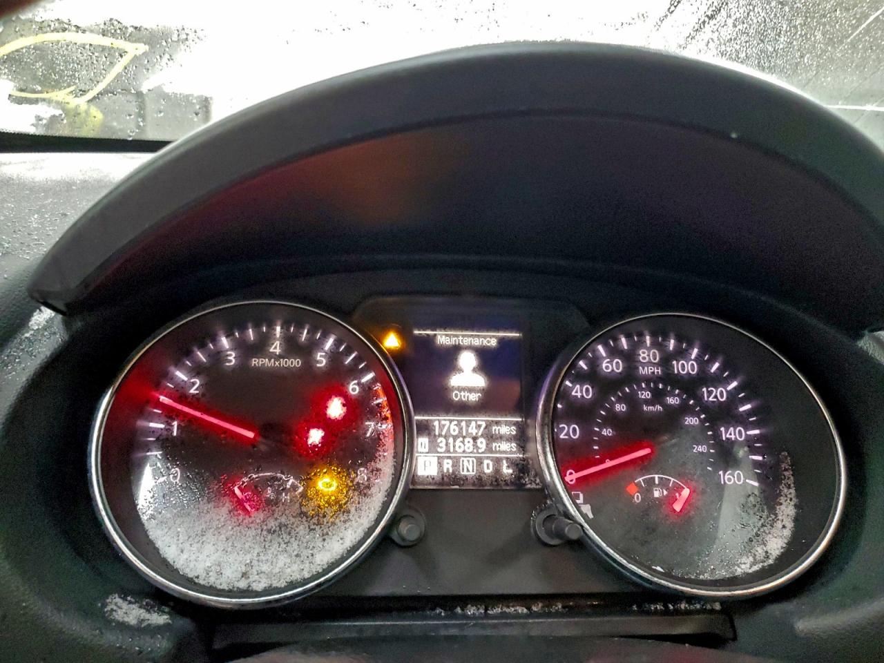 Nissan Rogue S Image 4