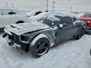  Salvage Dodge Challenger