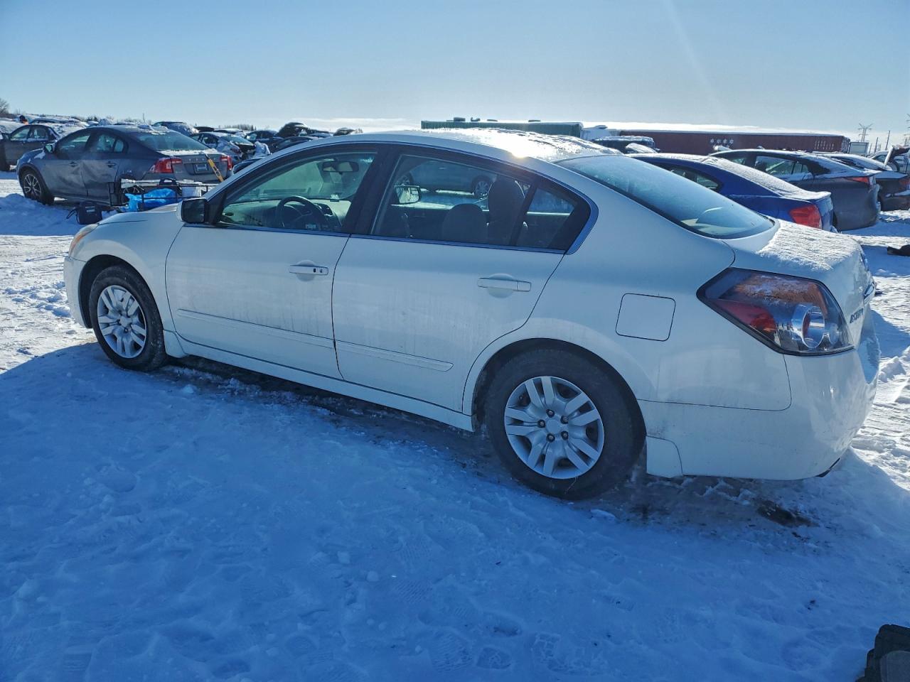 Nissan Altima Base Image 3