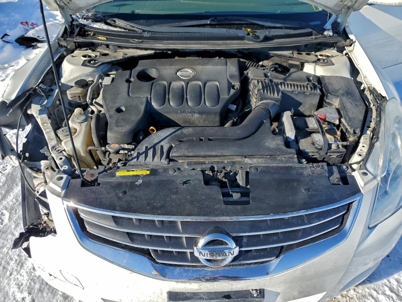 Nissan Altima Base Image 6