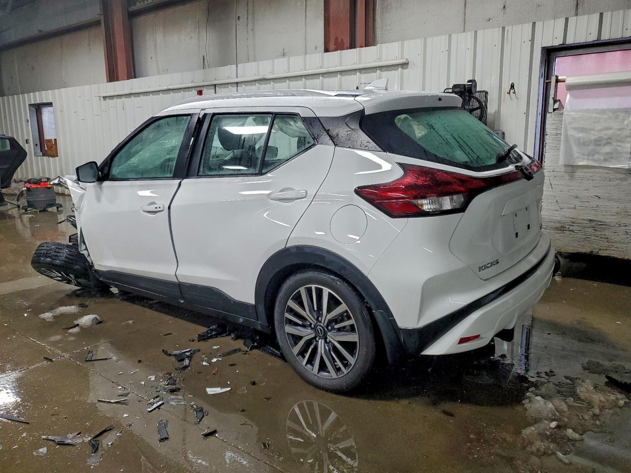 Nissan Kicks Sv Image 2