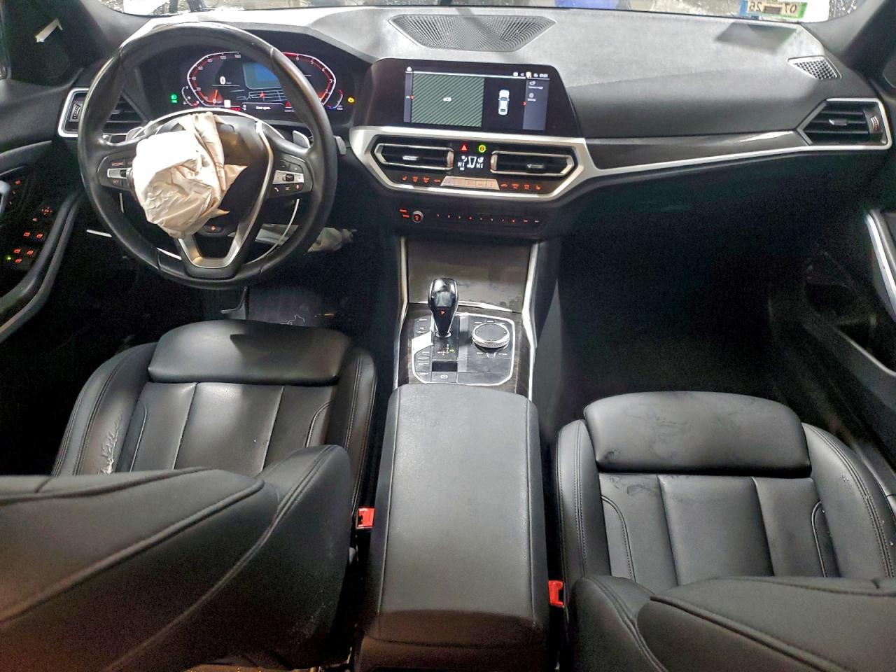 BMW 3 Series Image 8