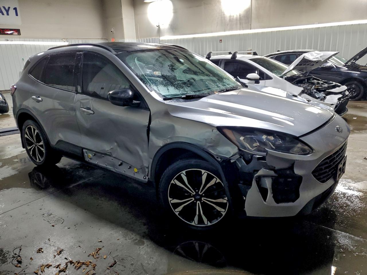 Ford Escape Sel Image 2