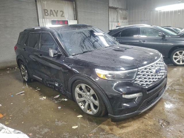 Ford Explorer Platinum Image 4