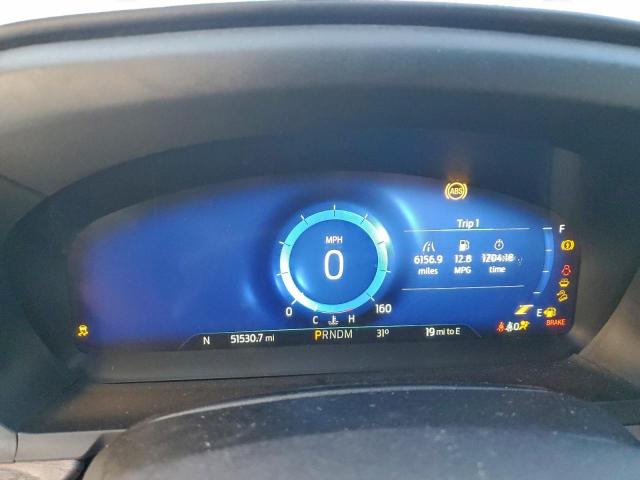 Ford Explorer Platinum Image 5